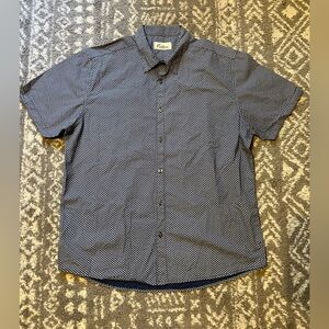 California size XL Men's Blue Geometric Button Down Shirt (K112)